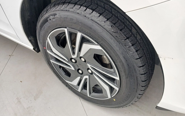 imagem-https://www.socarrao.com.br/sc-vehicle-images-prod/3965221/1789801747623-1_082730.jpg
