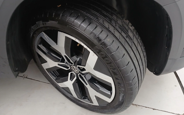 imagem-https://www.socarrao.com.br/sc-vehicle-images-prod/3965254/1789801778645-2_023758.jpg