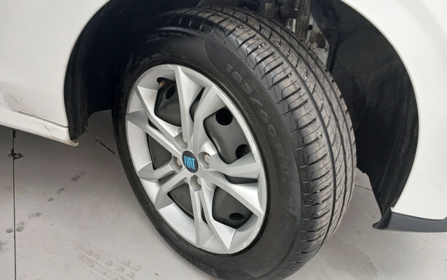 imagem-https://www.socarrao.com.br/sc-vehicle-images-prod/3965558/1789802847884-1_125756.jpg
