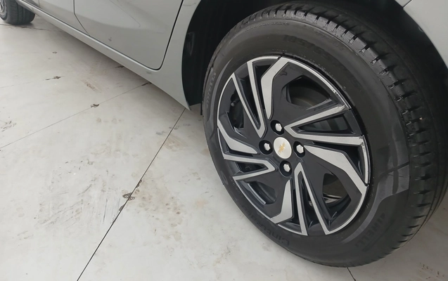 imagem-https://www.socarrao.com.br/sc-vehicle-images-prod/3965575/1789802866979-1_100852.jpg