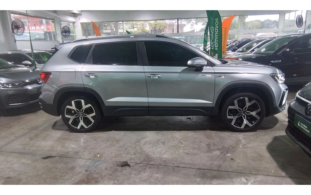 imagem-https://www.socarrao.com.br/sc-vehicle-images-prod/3965583/1789802878222-1_044901.jpg