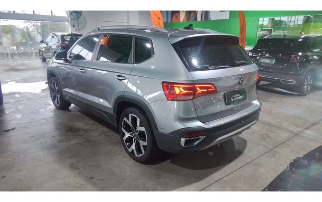 imagem-https://www.socarrao.com.br/sc-vehicle-images-prod/3965597/1789802884864-1_044900.jpg