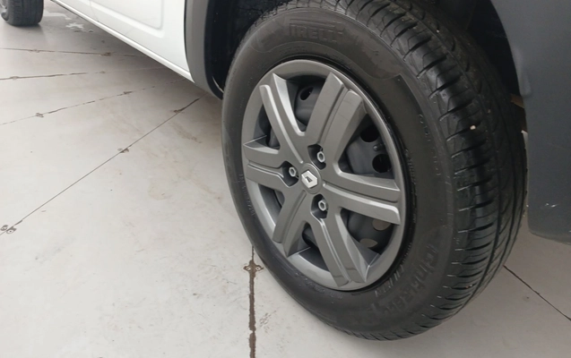 imagem-https://www.socarrao.com.br/sc-vehicle-images-prod/3965622/1789802909029-1_090059.jpg