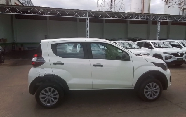 imagem-https://www.socarrao.com.br/sc-vehicle-images-prod/3965639/1789802925032-1_092342.jpg