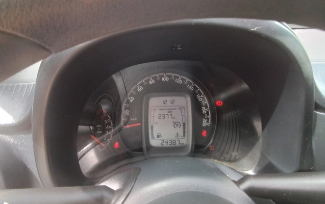 imagem-https://www.socarrao.com.br/sc-vehicle-images-prod/3965639/1789802925039-2_092343.jpg