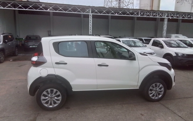 imagem-https://www.socarrao.com.br/sc-vehicle-images-prod/3965660/1789802934280-1_041359.jpg