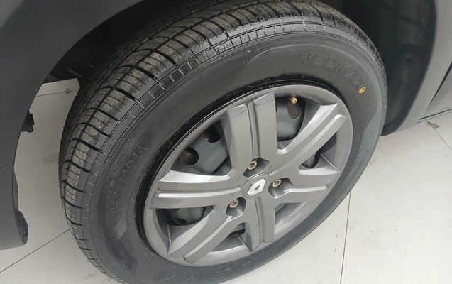 imagem-https://www.socarrao.com.br/sc-vehicle-images-prod/3965732/1789803001934-1_010128.jpg