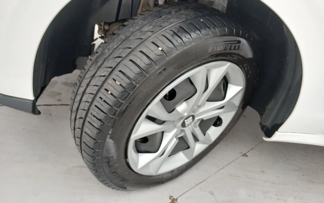 imagem-https://www.socarrao.com.br/sc-vehicle-images-prod/3965789/1789803062913-1_021357.jpg