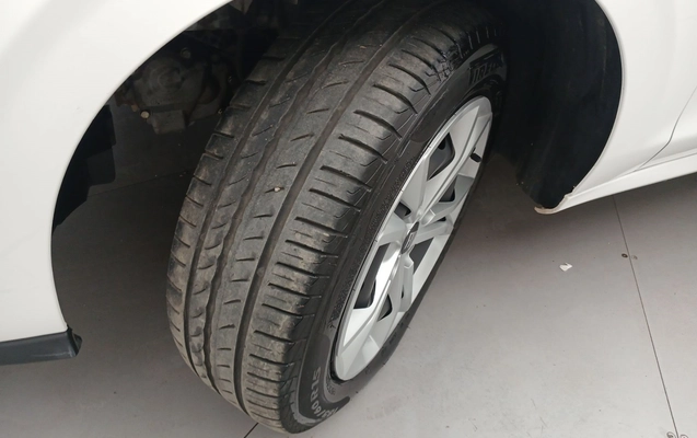 imagem-https://www.socarrao.com.br/sc-vehicle-images-prod/3965857/1789803183040-1_043505.jpg