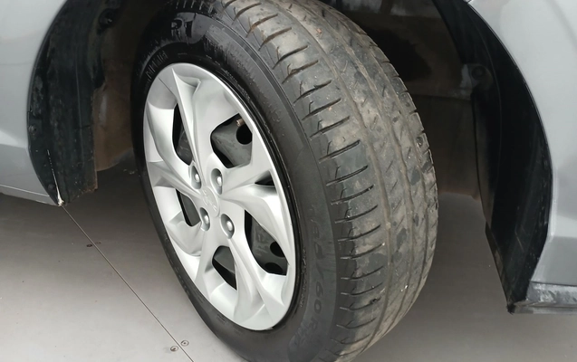 imagem-https://www.socarrao.com.br/sc-vehicle-images-prod/3965877/1789803253241-1_043838.jpg