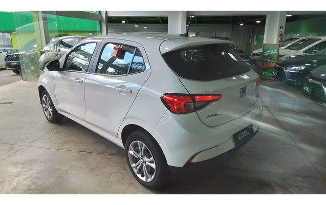 imagem-https://www.socarrao.com.br/sc-vehicle-images-prod/3965878/1789803259512-1_042330.jpg