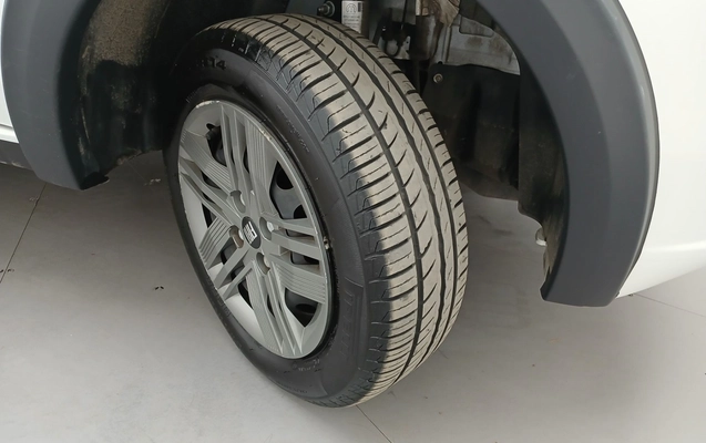 imagem-https://www.socarrao.com.br/sc-vehicle-images-prod/3965902/1789803276224-1_043718.jpg