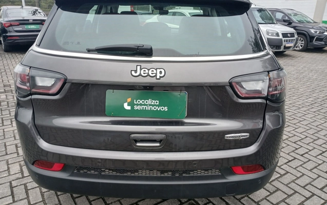imagem-https://www.socarrao.com.br/sc-vehicle-images-prod/3965935/1789803305356-1_100746.jpg