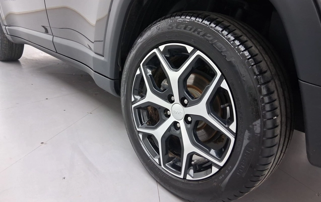 imagem-https://www.socarrao.com.br/sc-vehicle-images-prod/3965962/1789803339415-1_041321.jpg