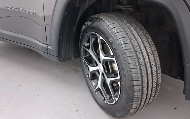 imagem-https://www.socarrao.com.br/sc-vehicle-images-prod/3965962/1789803339415-1_041322.jpg