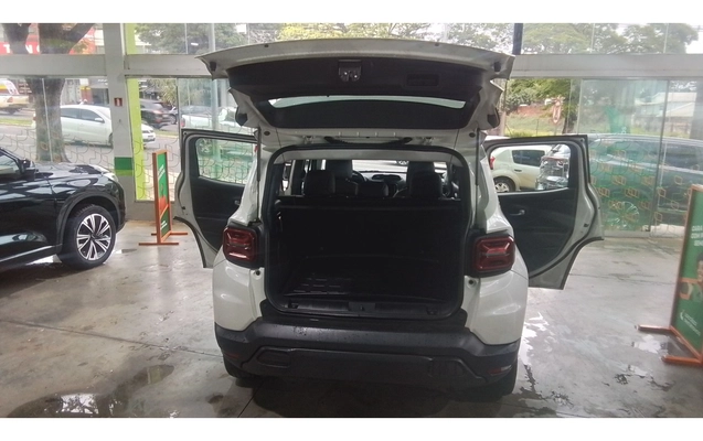 imagem-https://www.socarrao.com.br/sc-vehicle-images-prod/3965986/1789803361134-1_041807.jpg