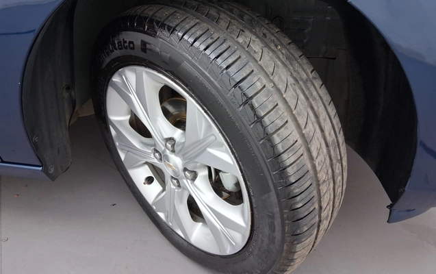 imagem-https://www.socarrao.com.br/sc-vehicle-images-prod/3965993/1789803376283-1_041655.jpg