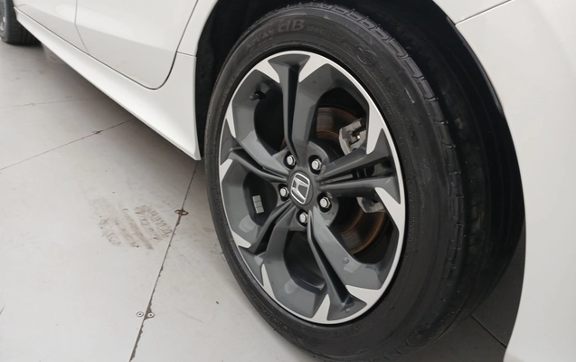 imagem-https://www.socarrao.com.br/sc-vehicle-images-prod/3966120/1789803609027-1_080942.jpg