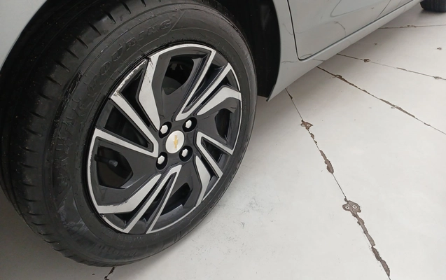 imagem-https://www.socarrao.com.br/sc-vehicle-images-prod/3966127/1789803609935-2_091657.jpg