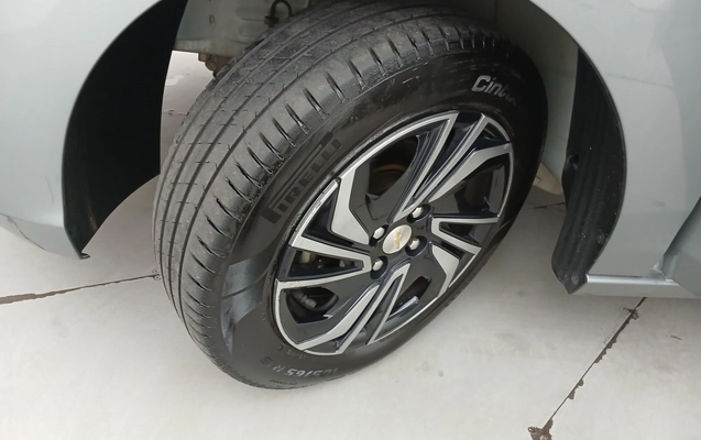 imagem-https://www.socarrao.com.br/sc-vehicle-images-prod/3966252/1789803964477-1_031437.jpg