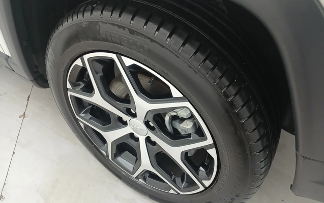 imagem-https://www.socarrao.com.br/sc-vehicle-images-prod/3966253/1789803964762-1_043847.jpg