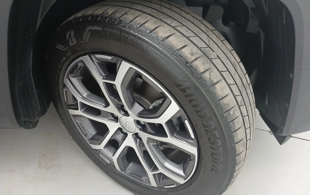 imagem-https://www.socarrao.com.br/sc-vehicle-images-prod/3966254/1789803965686-1_123934.jpg