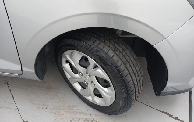 imagem-https://www.socarrao.com.br/sc-vehicle-images-prod/3966264/1789803976338-1_020201.jpg