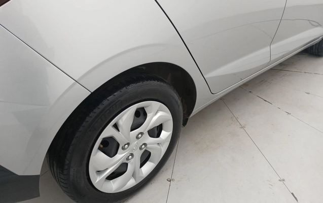 imagem-https://www.socarrao.com.br/sc-vehicle-images-prod/3966265/1789803976597-1_103952.jpg