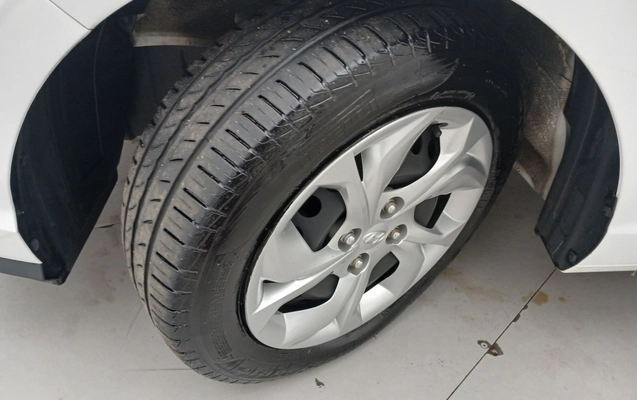 imagem-https://www.socarrao.com.br/sc-vehicle-images-prod/3966267/1789803986484-1_103957.jpg