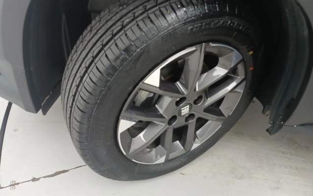imagem-https://www.socarrao.com.br/sc-vehicle-images-prod/3966275/1789803993388-1_124224.jpg