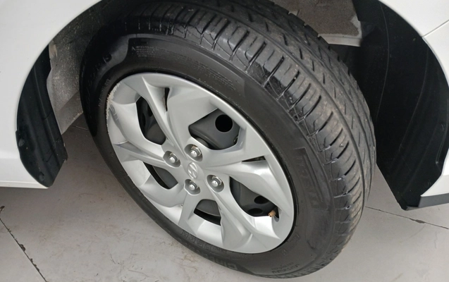 imagem-https://www.socarrao.com.br/sc-vehicle-images-prod/3966279/1789804002061-2_034627.jpg