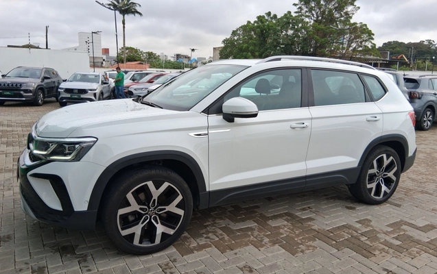 imagem-https://www.socarrao.com.br/sc-vehicle-images-prod/3966328/1789805349164-2_024601.jpg