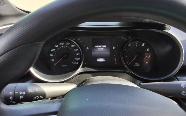 imagem-https://www.socarrao.com.br/sc-vehicle-images-prod/3966333/1789805352718-1_032004.jpg