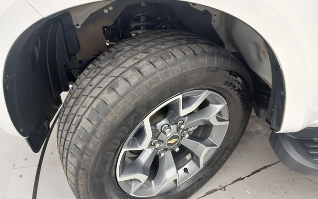 imagem-https://www.socarrao.com.br/sc-vehicle-images-prod/3966400/1789805558619-2_033059.jpg