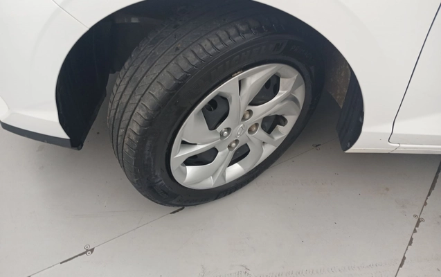 imagem-https://www.socarrao.com.br/sc-vehicle-images-prod/3966422/1789805592010-1_024830.jpg