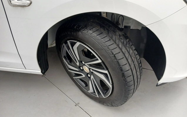 imagem-https://www.socarrao.com.br/sc-vehicle-images-prod/3966453/1789805628948-2_123542.jpg