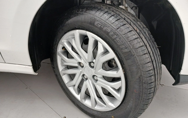 imagem-https://www.socarrao.com.br/sc-vehicle-images-prod/3966529/1789805677786-1_012452.jpg