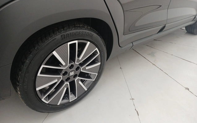 imagem-https://www.socarrao.com.br/sc-vehicle-images-prod/3966531/1789805678682-1_114231.jpg
