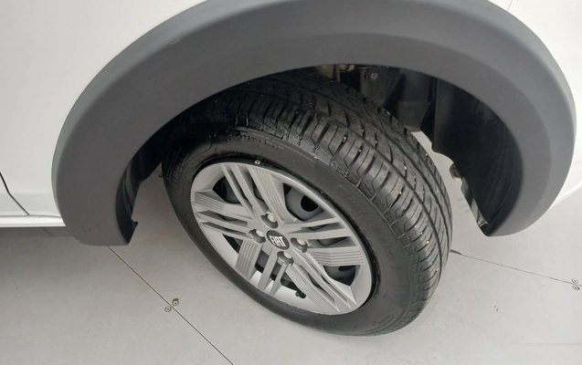 imagem-https://www.socarrao.com.br/sc-vehicle-images-prod/3966533/1789805680080-1_053217.jpg