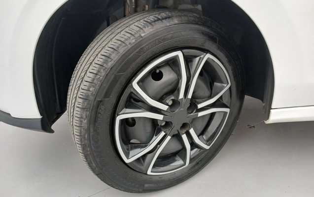 imagem-https://www.socarrao.com.br/sc-vehicle-images-prod/3966575/1789805703868-1_035349.jpg