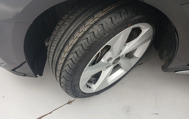 imagem-https://www.socarrao.com.br/sc-vehicle-images-prod/3966621/1789805728165-1_073031.jpg