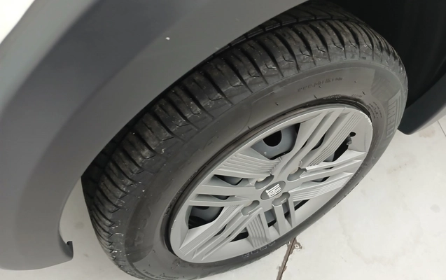 imagem-https://www.socarrao.com.br/sc-vehicle-images-prod/3966656/1789805742147-1_041118.jpg