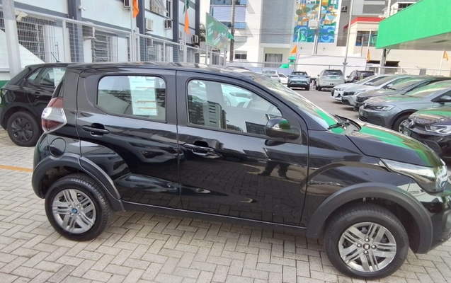 imagem-https://www.socarrao.com.br/sc-vehicle-images-prod/3966661/1789805744787-1_021444.jpg