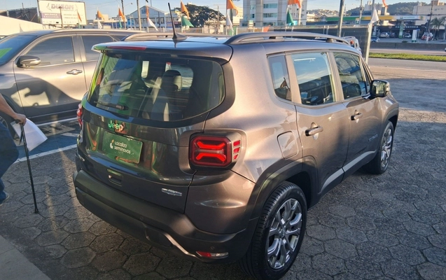 imagem-https://www.socarrao.com.br/sc-vehicle-images-prod/3966700/1789805772793-1_033847.jpg