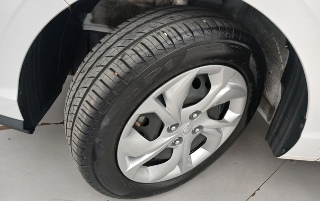 imagem-https://www.socarrao.com.br/sc-vehicle-images-prod/3966713/1789805785345-2_081259.jpg