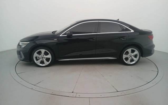 imagem-https://www.socarrao.com.br/sc-vehicle-images-prod/3966719/1789805793592-1_104412.jpg
