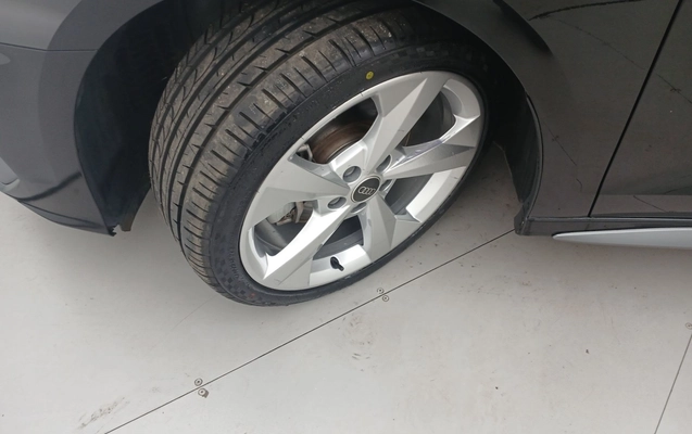 imagem-https://www.socarrao.com.br/sc-vehicle-images-prod/3966719/1789805793596-1_104419.jpg