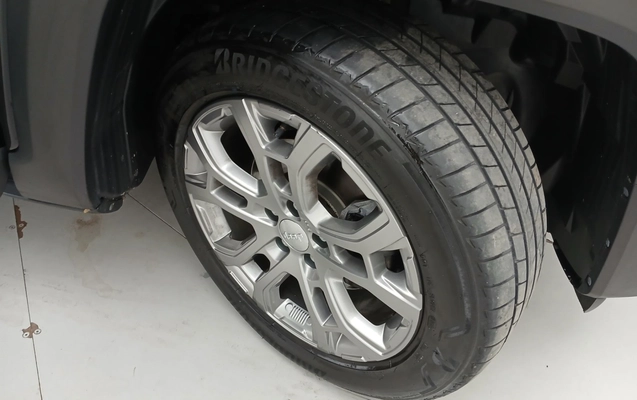 imagem-https://www.socarrao.com.br/sc-vehicle-images-prod/3966724/1789805796504-1_094843.jpg