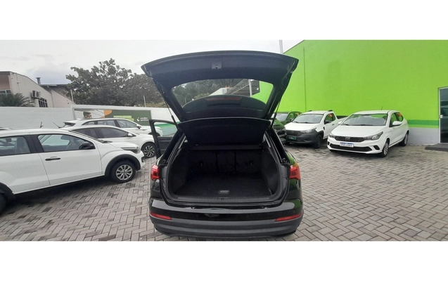imagem-https://www.socarrao.com.br/sc-vehicle-images-prod/3966755/1789805822325-1_034007.jpg