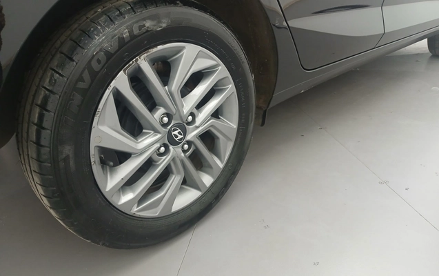 imagem-https://www.socarrao.com.br/sc-vehicle-images-prod/3966924/1789807433684-1_055819.jpg